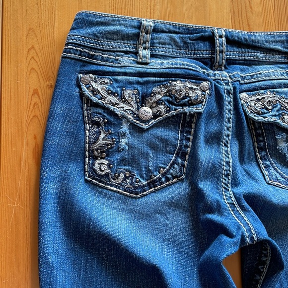 SILVER SUKI FLAP Jeans Vintage Medium Blue Bejeweled Embroidered Tag Size 31 - Picture 11 of 16